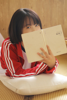 罗百吉吹喇叭